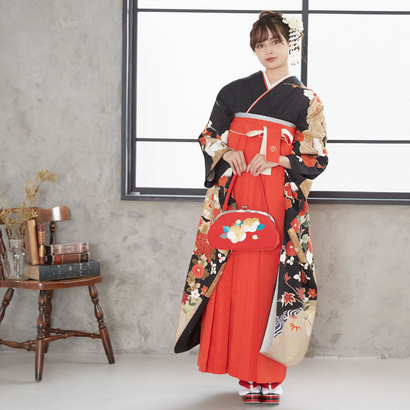  【SALE】 黒地箔雲形に菊枝垂れ梅 レンタル 振袖袴 R1920