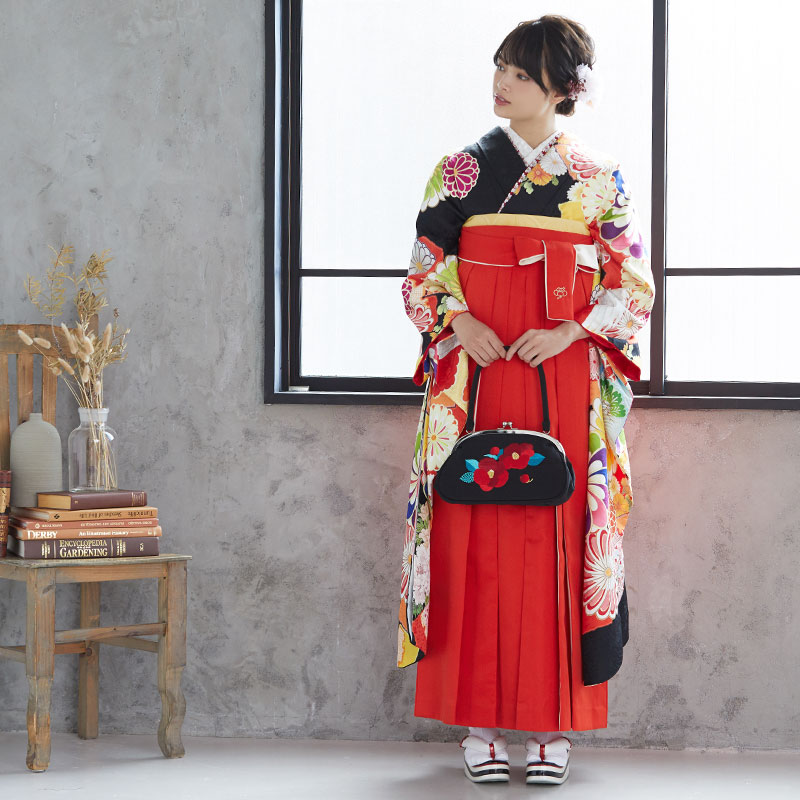 紅一点 【SALE】 黒 牡丹にねじ梅鶴 レンタル 振袖袴 R1906