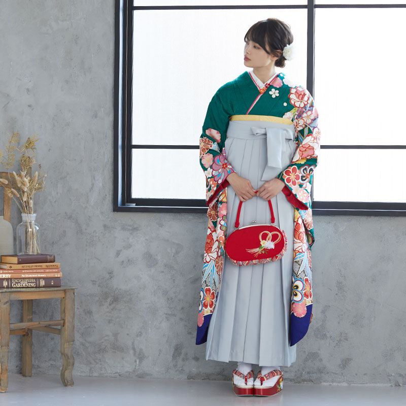  【SALE】 緑 流水に菊梅桜牡丹笹 絹 レンタル 振袖袴 R1830