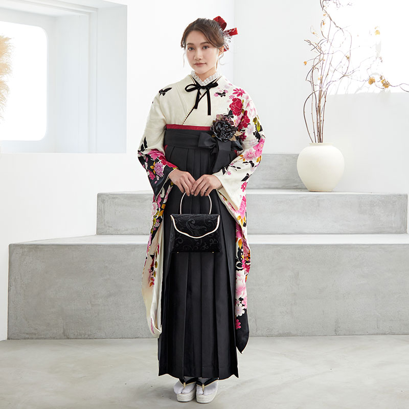 【SALE】 黒白　花と蝶  絹 レンタル 振袖袴 R1631