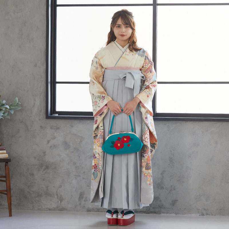  【SALE】 クリーム×グレー 四季百花  絹  宅  Web限定商品 レンタル 振袖袴 R737