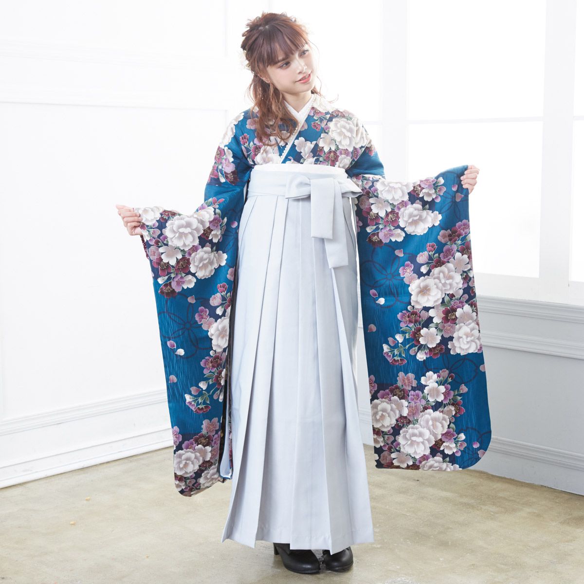  【SALE】 藍色 桜浪漫 レンタル 振袖袴 R649