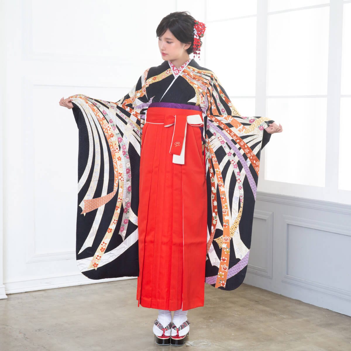  【SALE】 黒 大熨斗目  絹  宅 レンタル 振袖袴 R1426