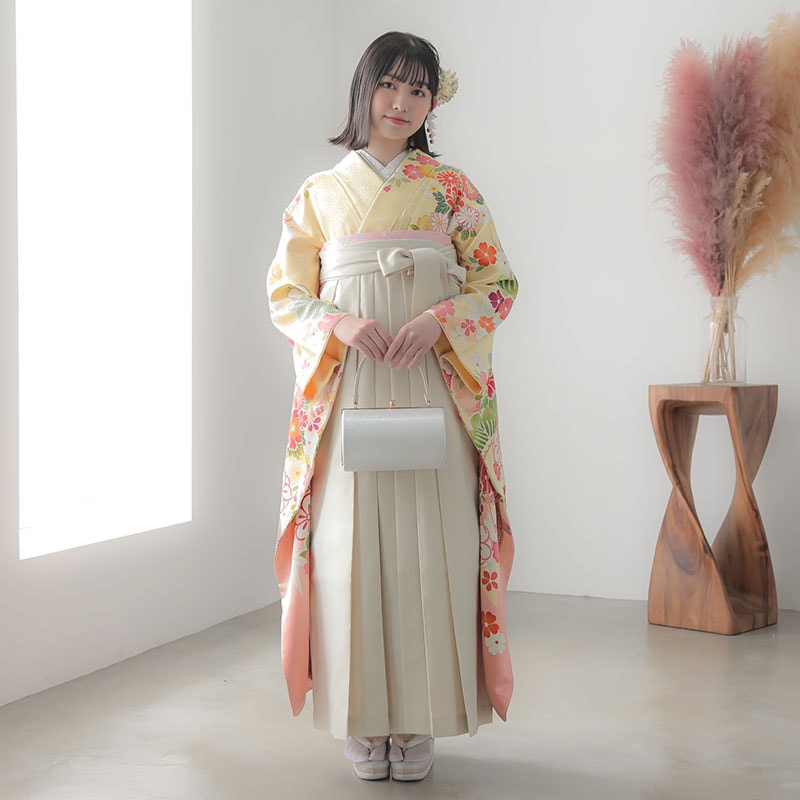  【SALE】 黄　松牡丹に御所車  絹 レンタル 振袖袴 R1423