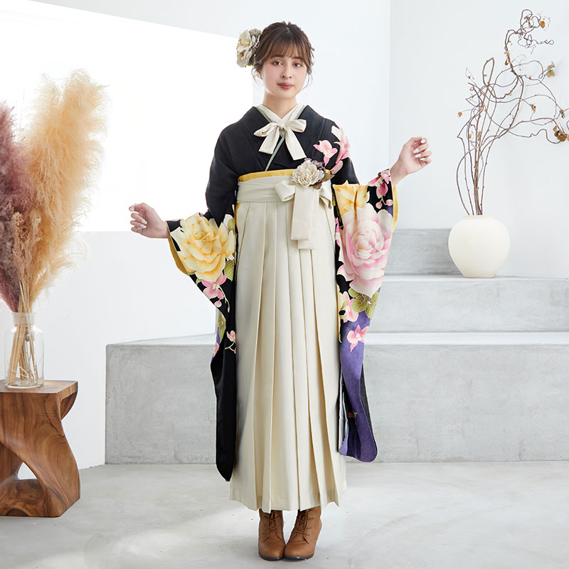  【SALE】 黒　薔薇と蘭  絹  宅  Web限定商品 レンタル 振袖袴 R1407