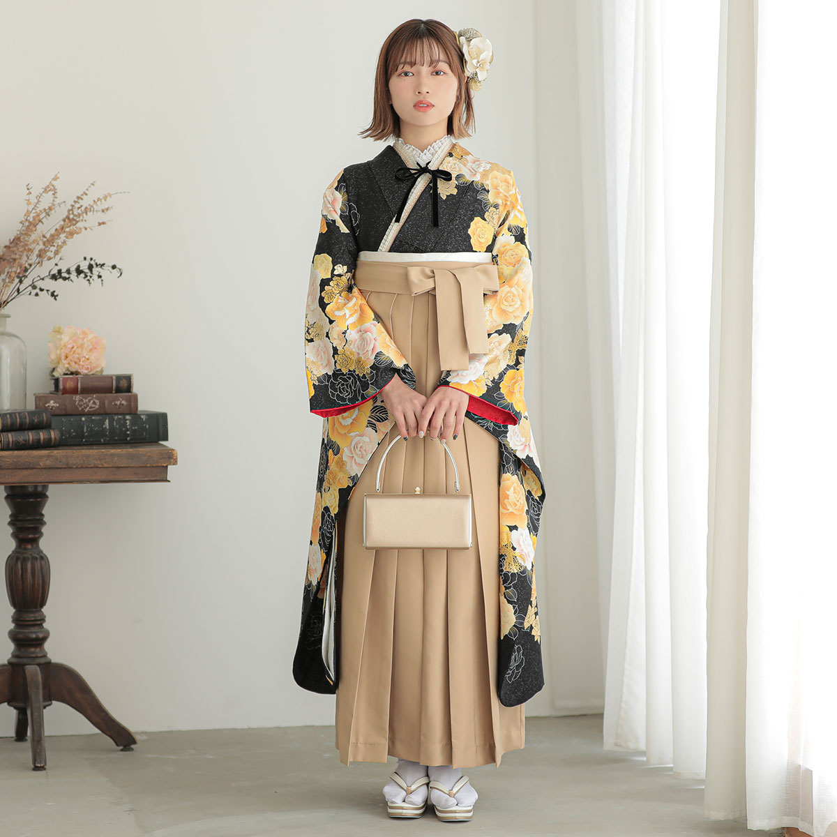  黒黄　薔薇  絹  宅  Web限定商品 レンタル 振袖袴 R1187