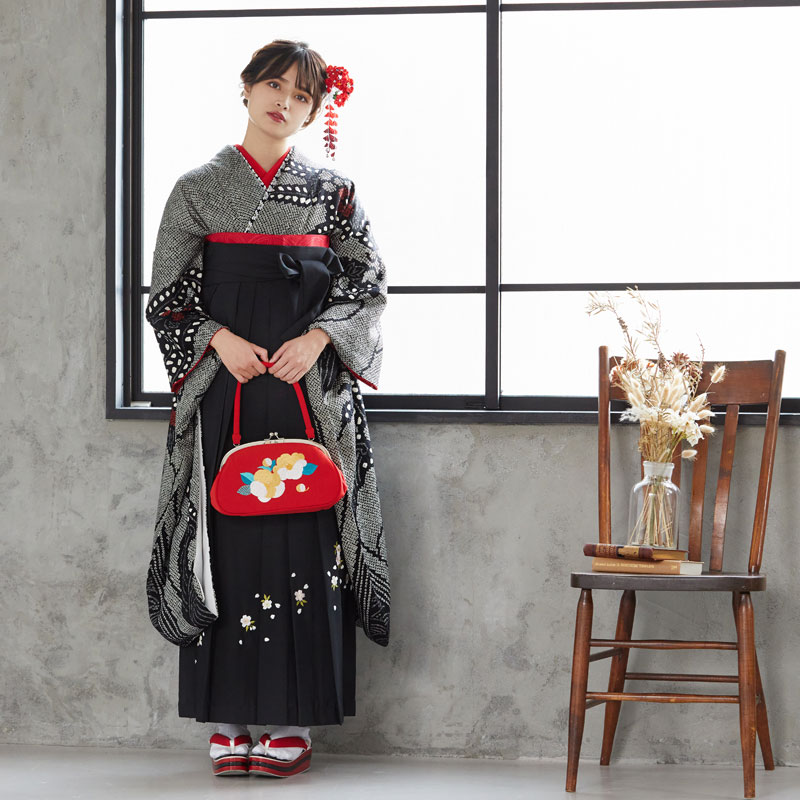  黒 絞りに大輪花  絹 レンタル 振袖袴 R312