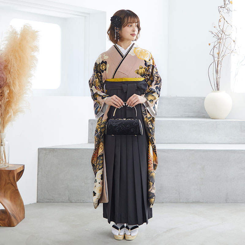 Vサンク 【SALE】 ピンクベージュ 松に吉祥花 レンタル 振袖袴 R1990