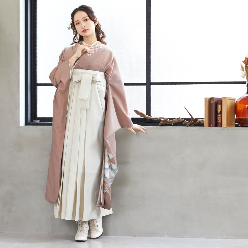 きもの道楽 【SALE】 薄茶 南天と椿に兎 レンタル 振袖袴 R1954