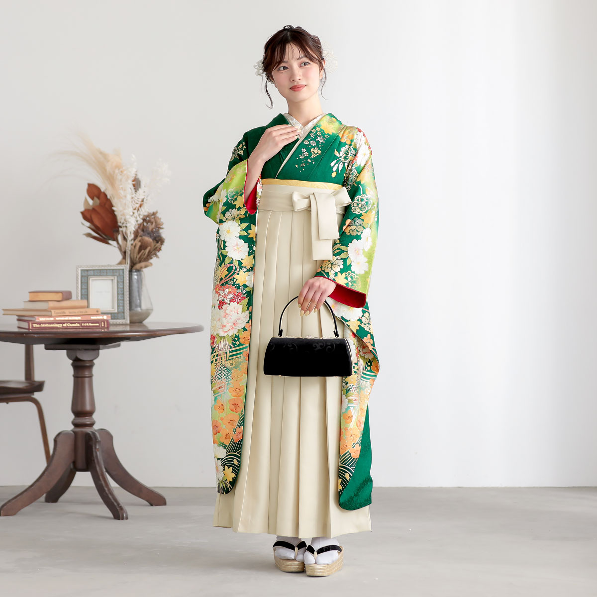  緑　花薬玉に雪輪 レンタル 振袖袴 R2111