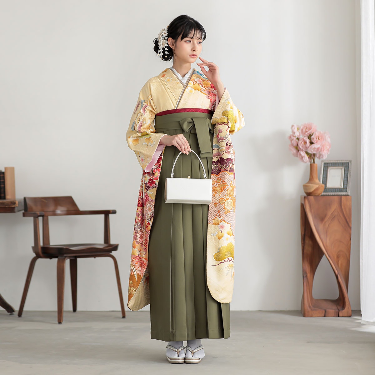  黄色　雲取り松に鶴 絹  R1733 レンタル 振袖袴 R2093