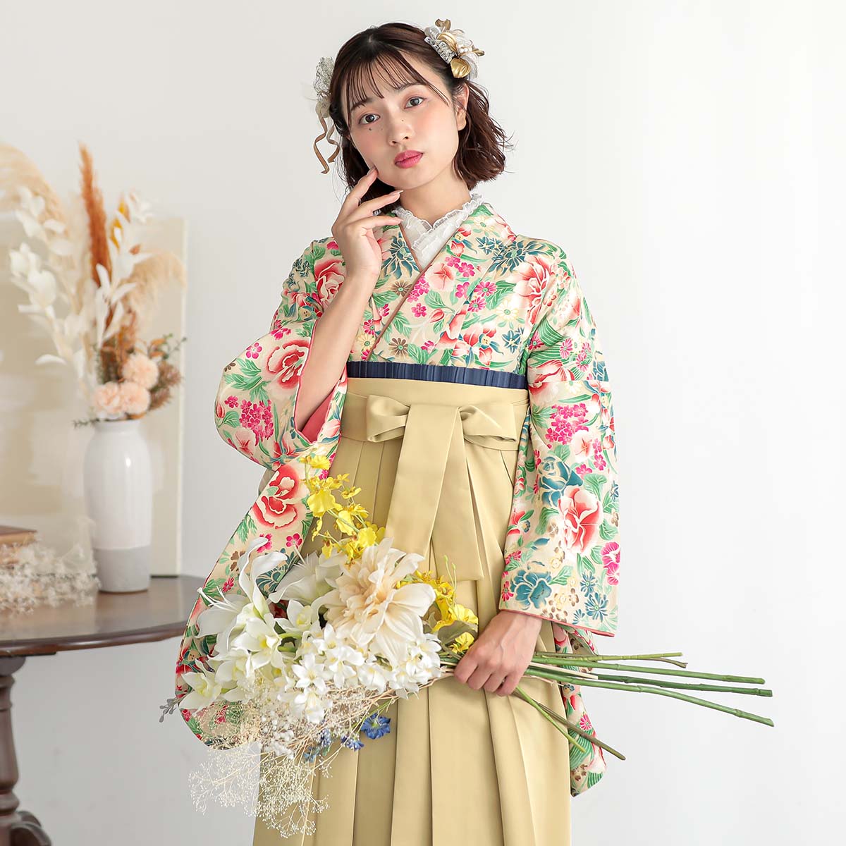 モダンアンテナ 【SALE】 ベージュ　花尽し レンタル 大学生袴 G882