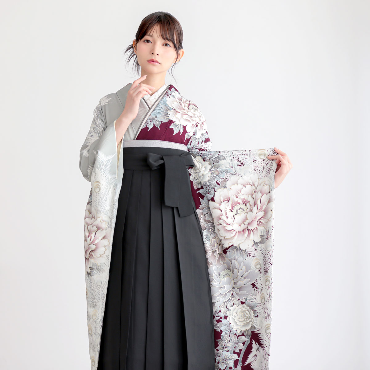 華徒然×吉木千沙都 赤紫×グレー　百花孔雀の羽 レンタル 振袖袴 R2225