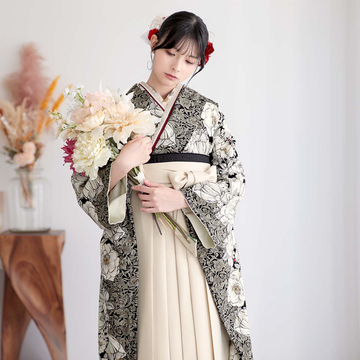 紅一点 黒×白　野ばら レンタル 振袖袴 R2253