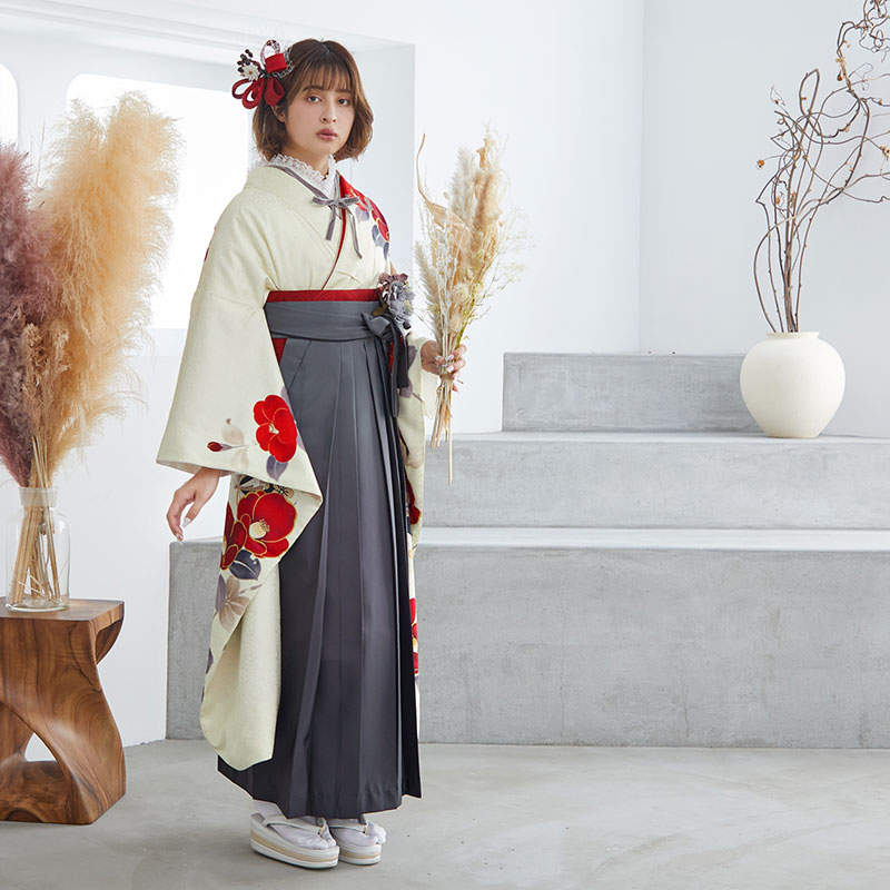 Vサンク クリーム　赤椿に花丸文 レンタル 振袖袴 R1987