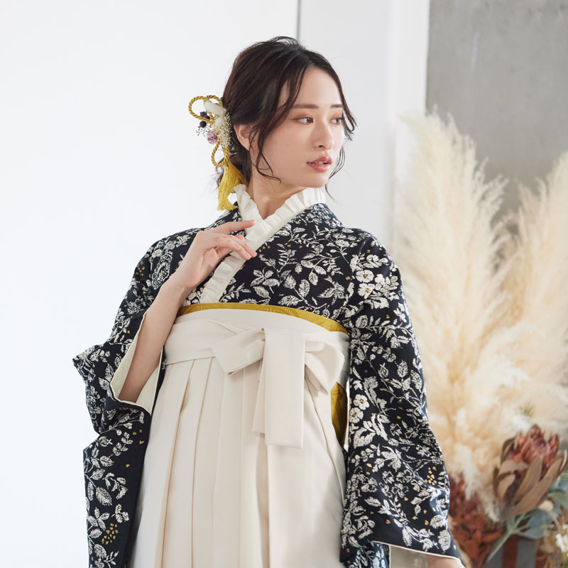 Kami Shibai 黒 草花と小鳥 レンタル 振袖袴 R1953