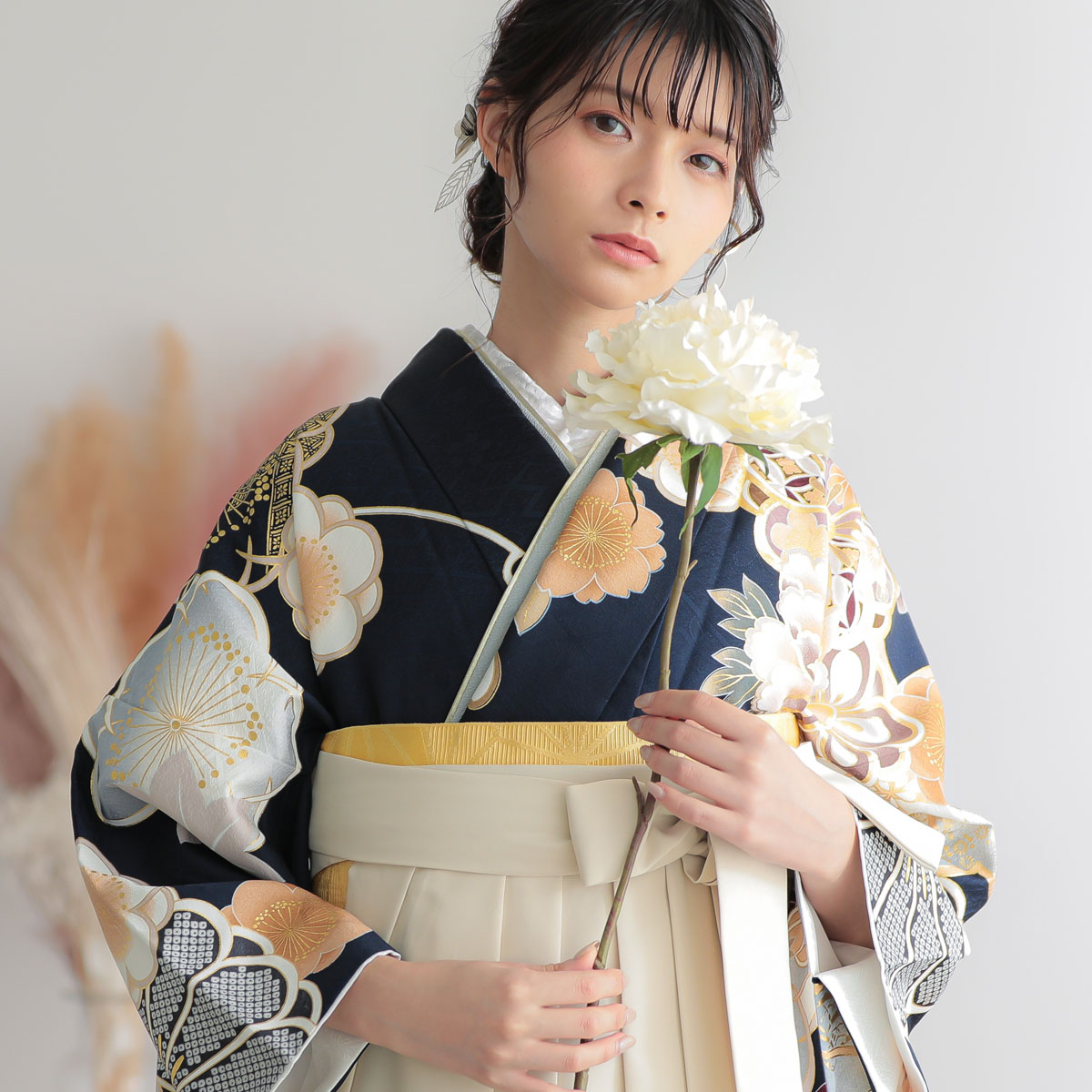  紺　梅と牡丹に鈴と手毬 レンタル 振袖袴 R2126