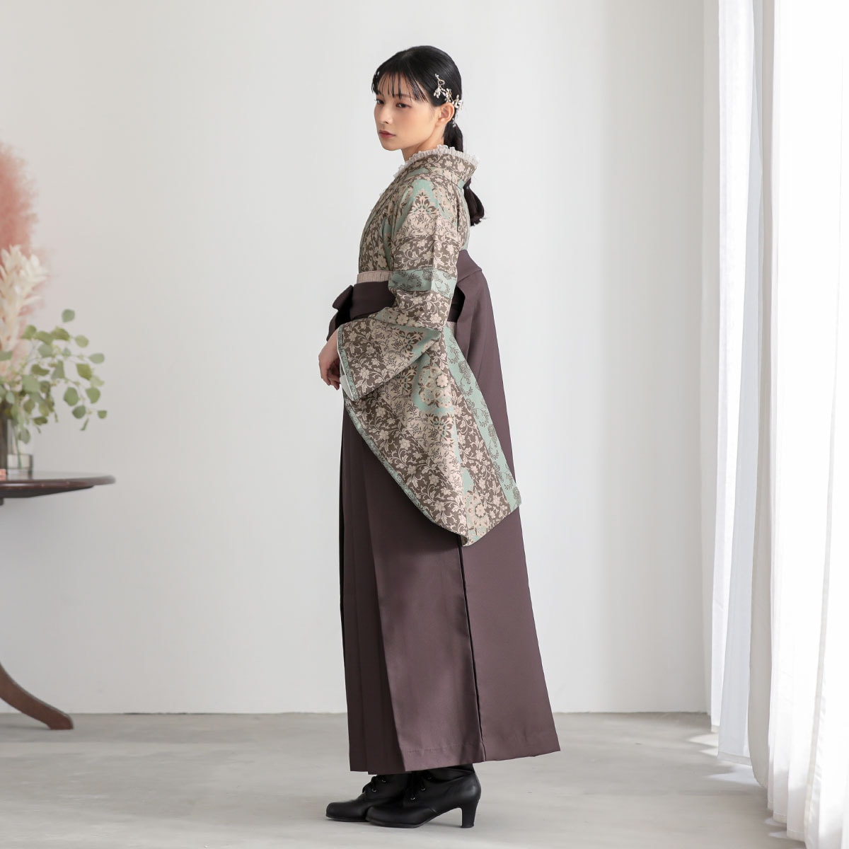  【SALE】 ベージュ×水色　縞更紗 レンタル 大学生袴 G955