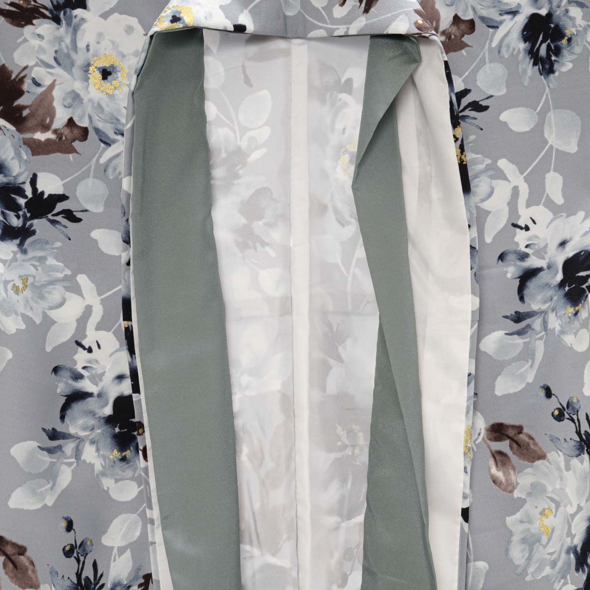  【SALE】 グレー　フラワー レンタル 大学生袴 G1035