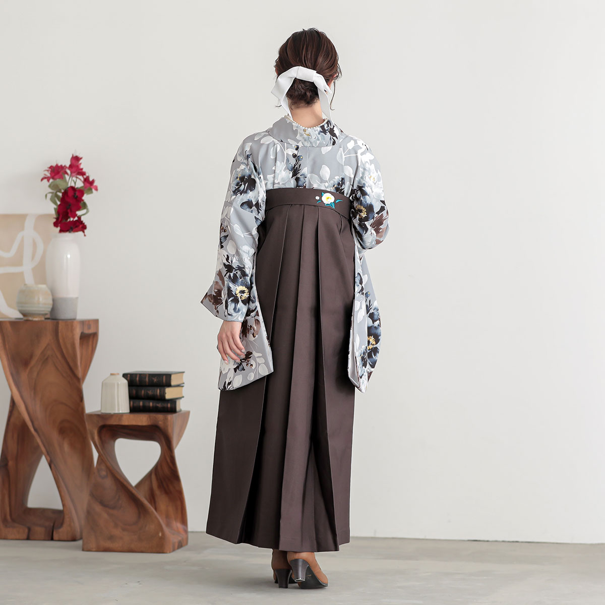  【SALE】 グレー　フラワー レンタル 大学生袴 G1035