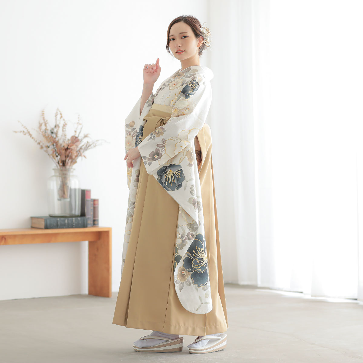  白　大桜に椿 R2099 レンタル 振袖袴 R2075