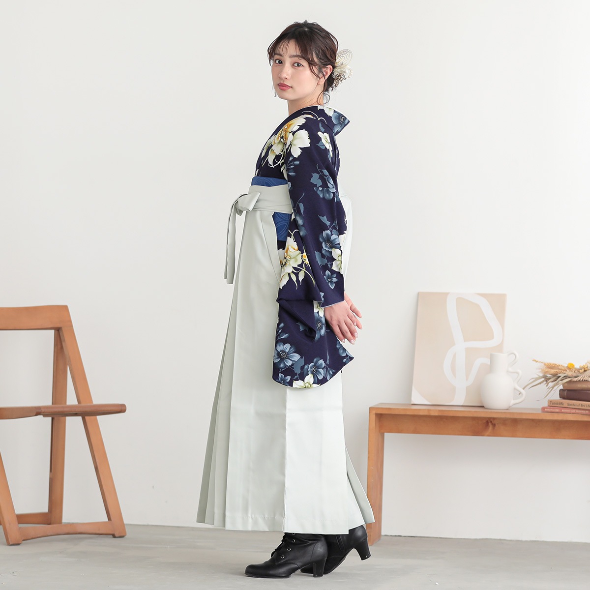 紅一点 ネイビー　セキチク レンタル 大学生袴 G1048