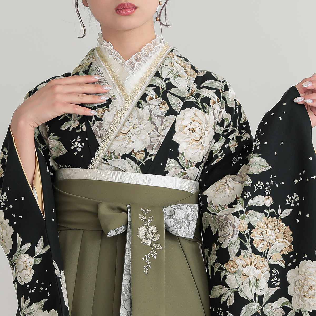 Kami Shibai 黒　ロココ レンタル 大学生袴 G973