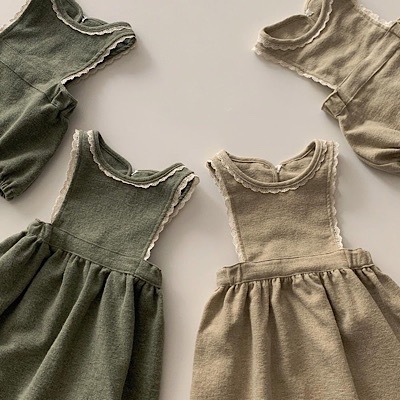 apron rompers(エプロンロンパース)