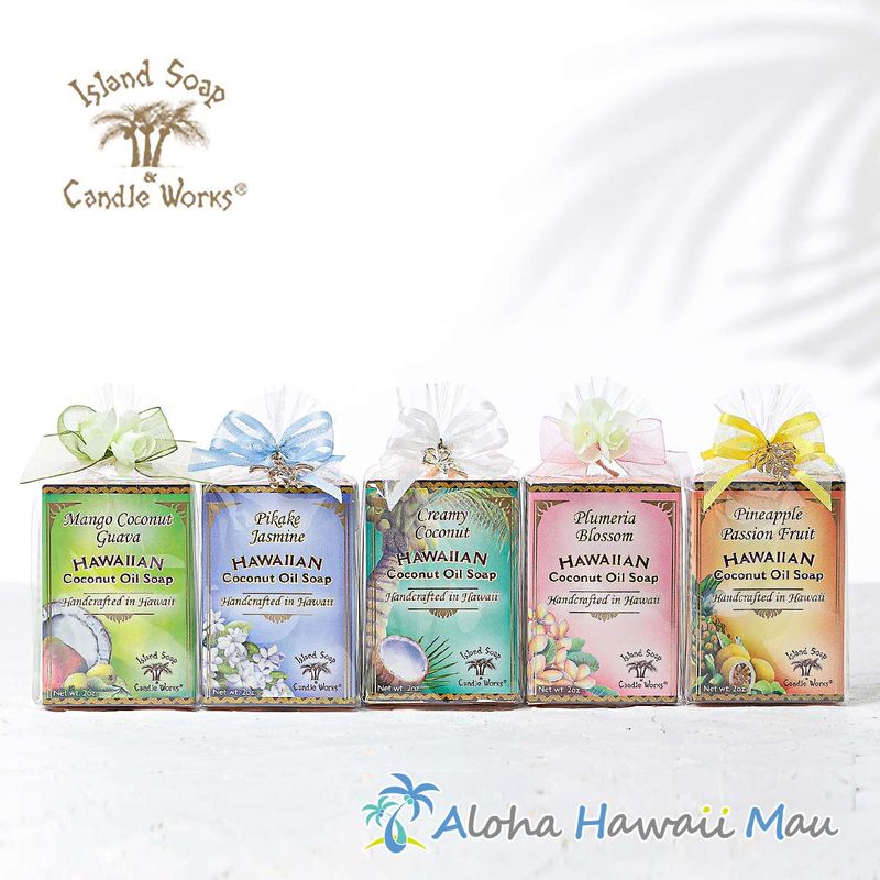 ハワイアン ココナッツソープ 50g 5つの香り〈チャーム付リボンラッピング〉ハワイギフト Island Soap＆Candle Works アイランドソープ＆キャンドルワークス