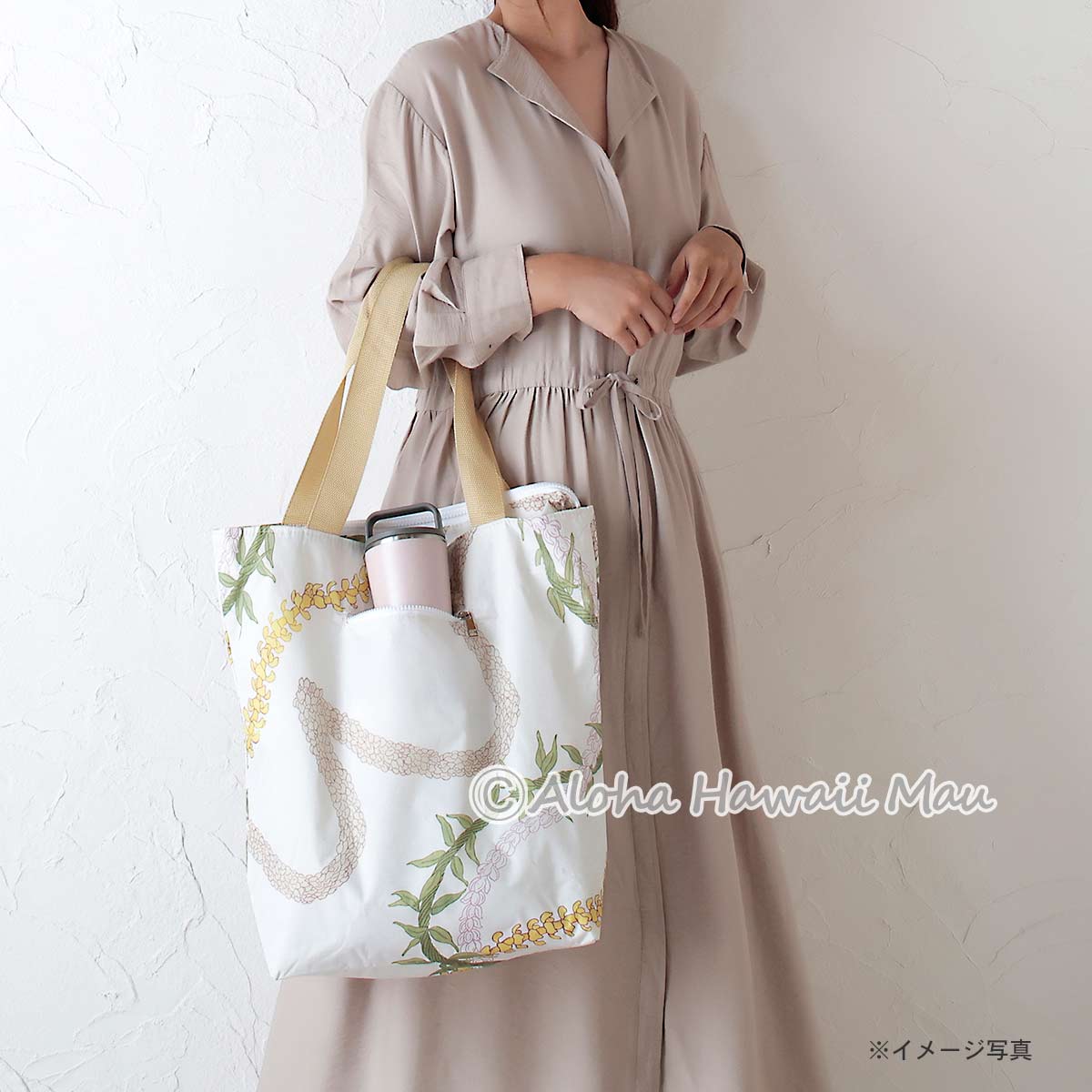 ハワイアントートバッグ ファスナー式 レイ柄 ホワイト Kauhale Living