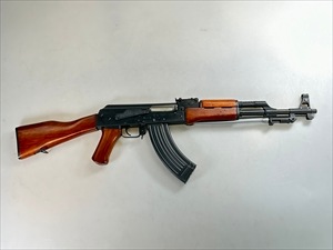 ��¨Ǽ�ʡ� REAL SWORD �ꥢ�륽���� 56�� AEG ��ư���� AK47 III�� ��ϻ����ư����