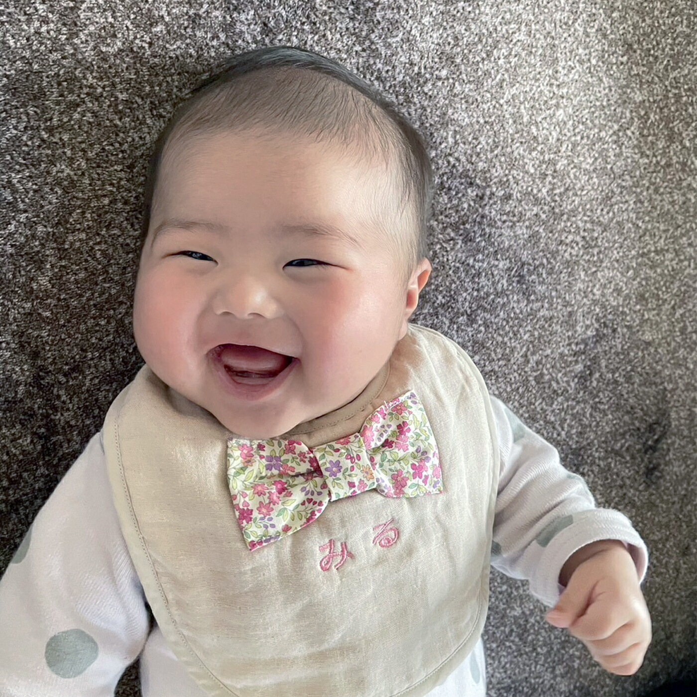 出産祝い 名入れ リボンスタイ｜おしゃれな贈り物