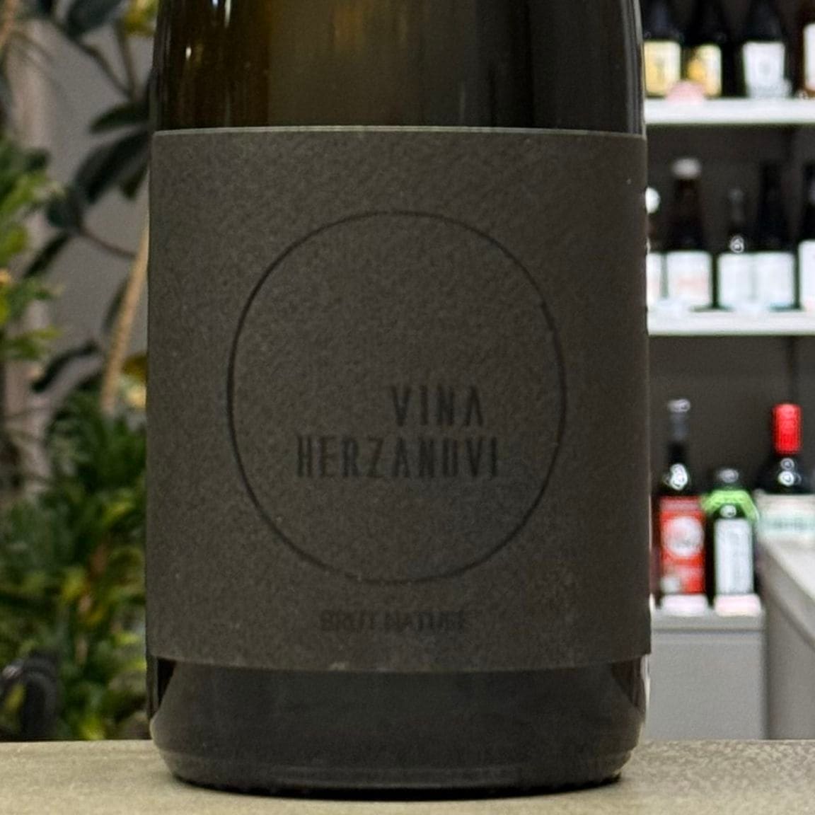 ヴィーニャ・ヘルザノヴィ シャルドネスパークリング NV 泡 750ml<br