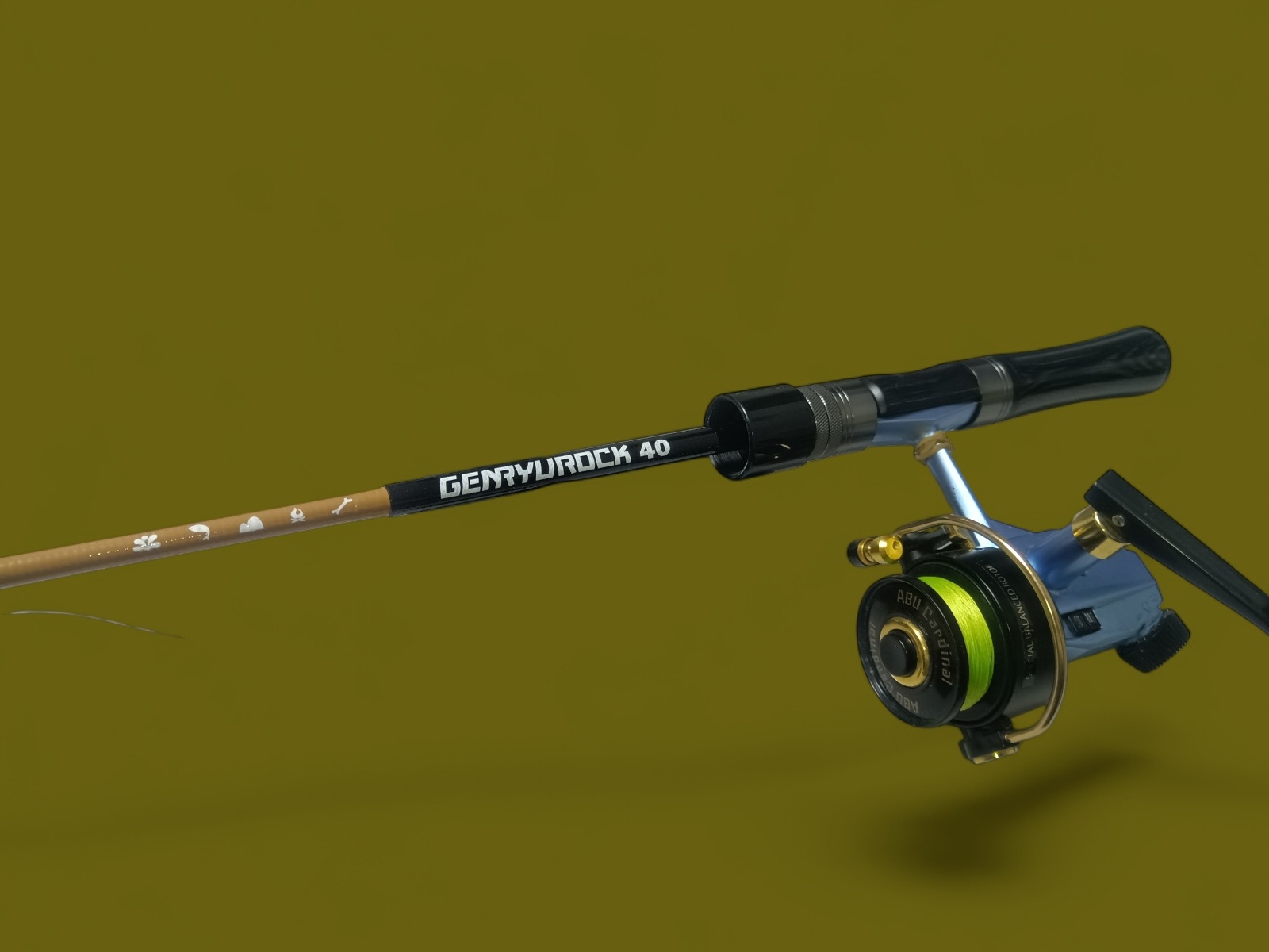 渓流 源流 フィッシング 探検 冒険 テレスコロッド