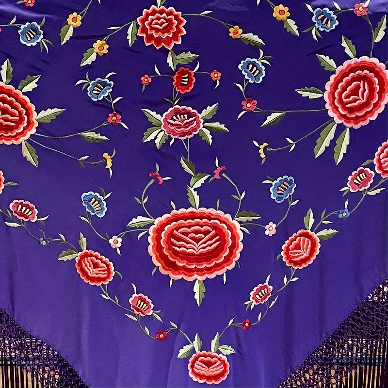 最高級手刺繍フラメンコマントン】 奥深く