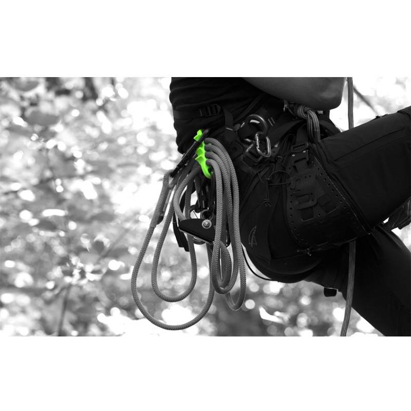 ISC ネッシー ランヤードクリップ パープル / NESSIE Lanyard