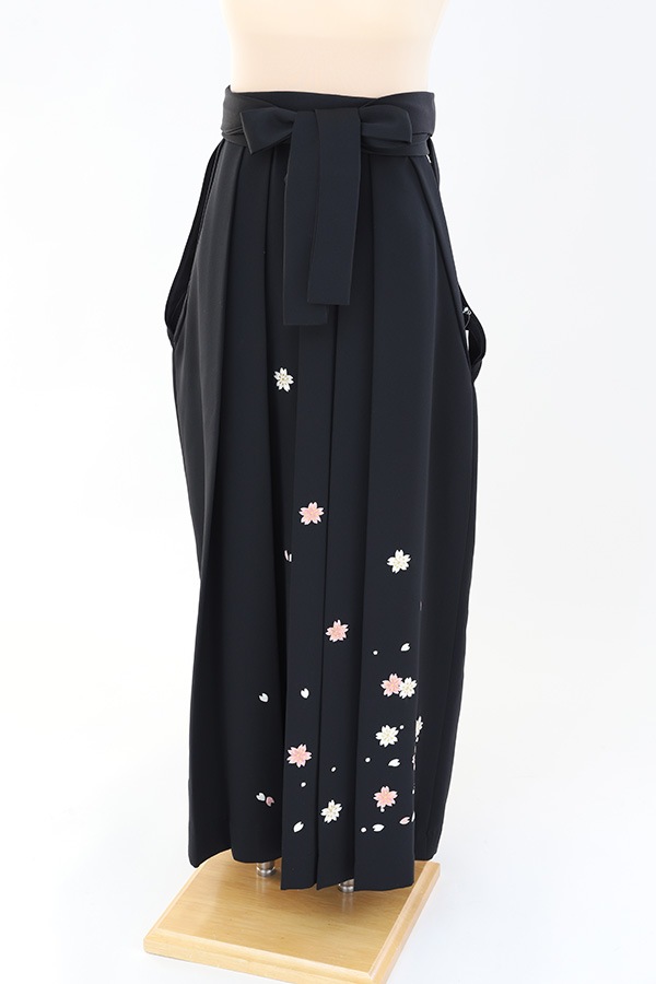 袴 レンタル 黒 刺繍