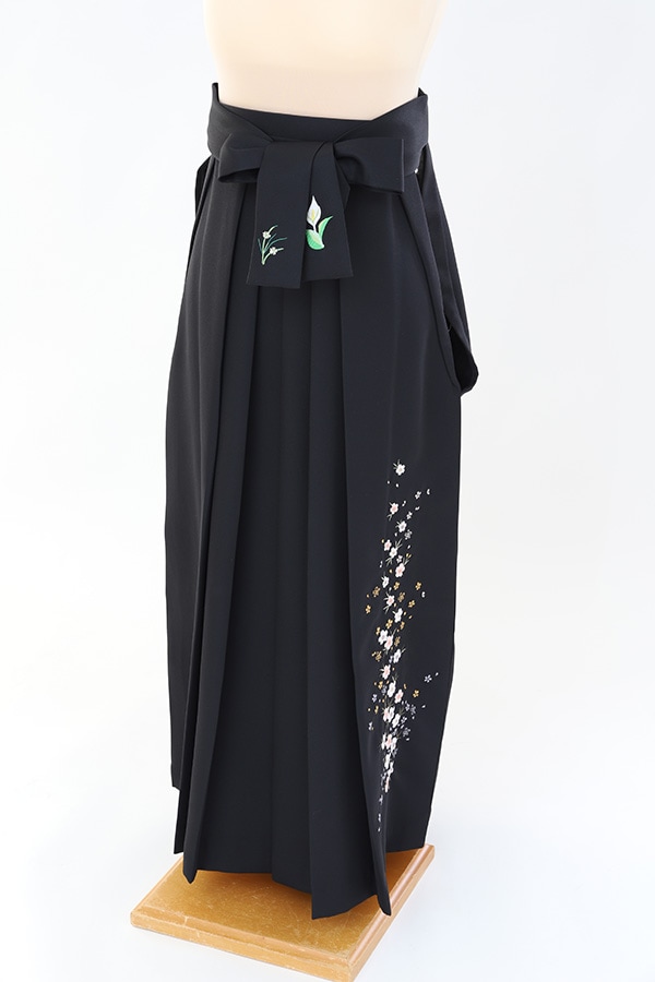 袴 レンタル 黒 刺繍