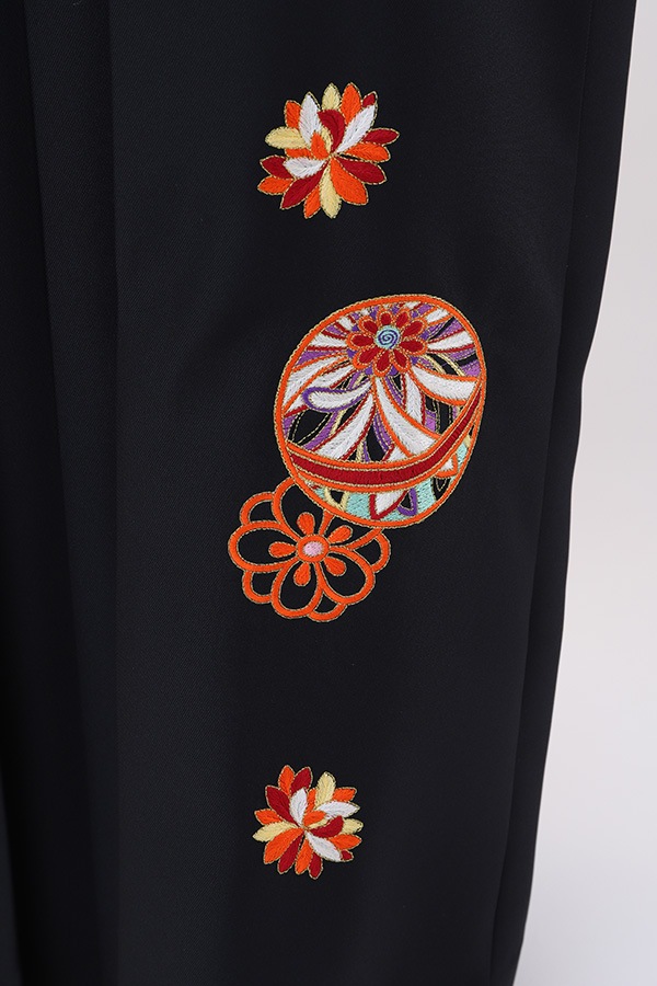 袴 レンタル 黒　刺繍