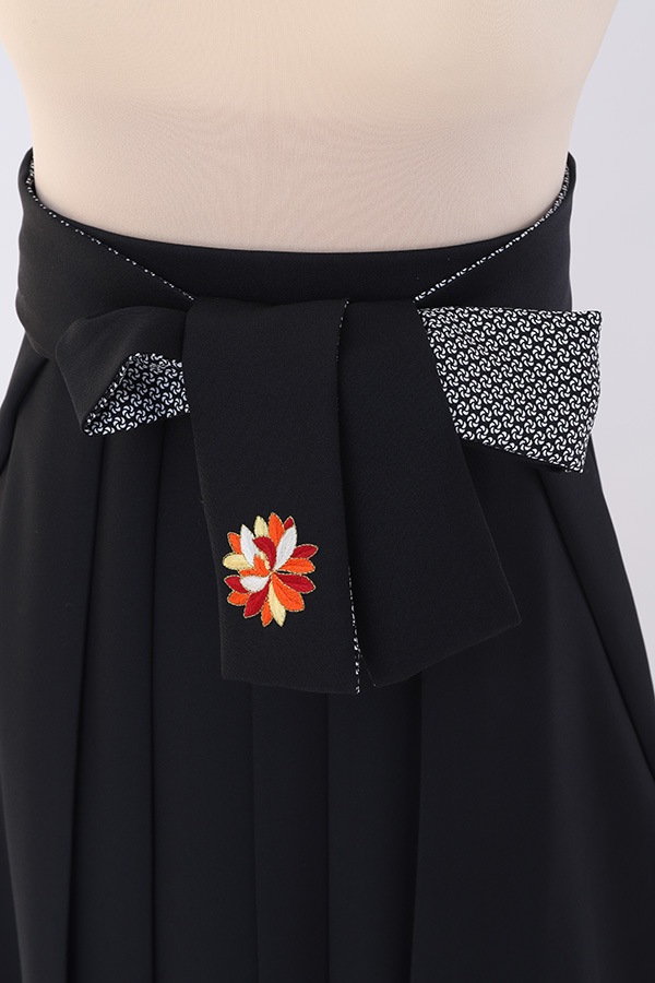袴 レンタル 黒　刺繍