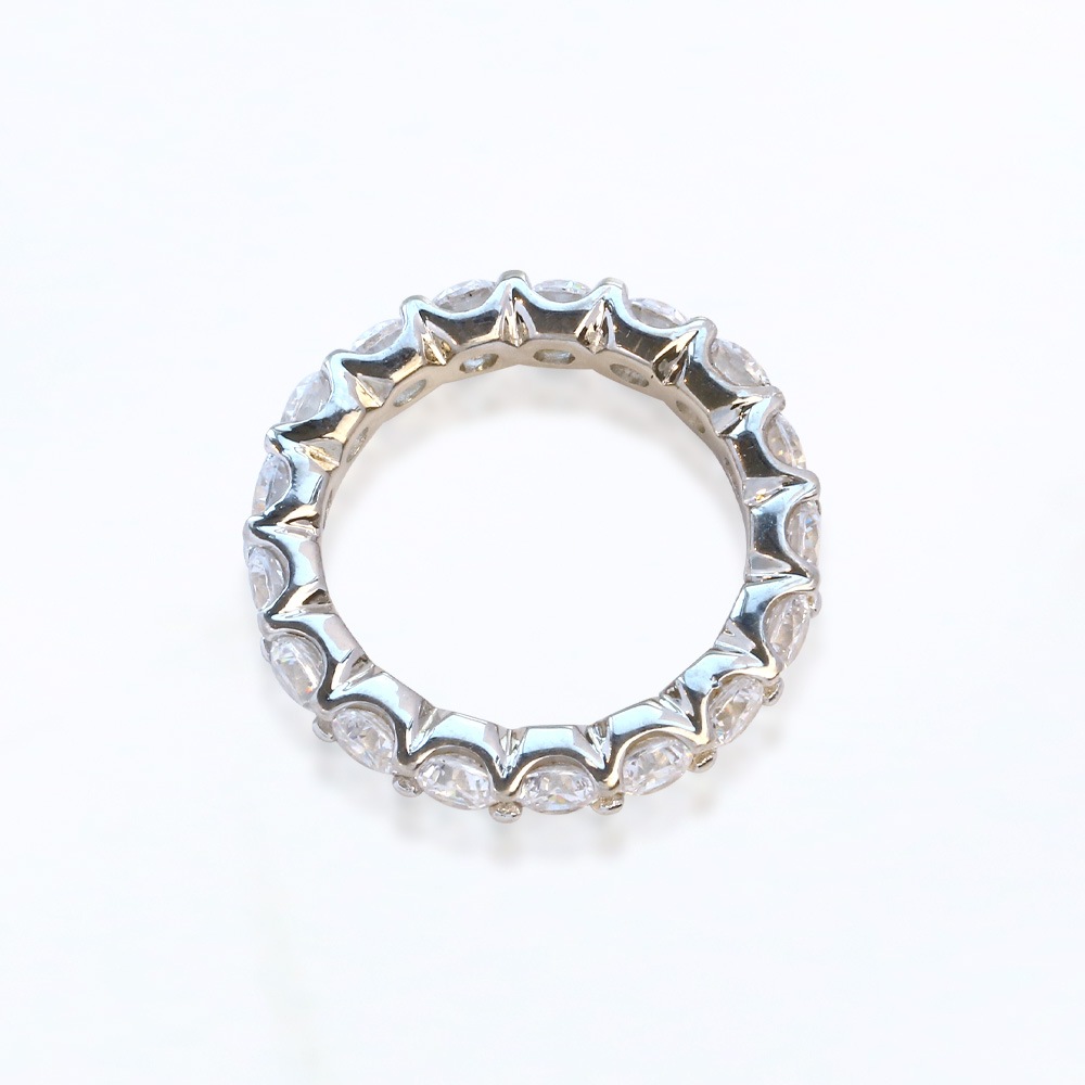 Pt900 / K18 3カラット モアサナイト フルエタニティリング