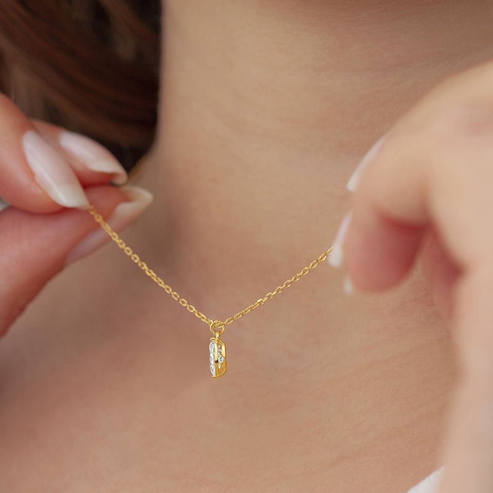 【IGI鑑定書付き】PT/K18 マーキス ダイヤモンド ソリティアネックレス(0.5ct-1.0ct)ラボグロウンダイヤモンド(D-VVS2)