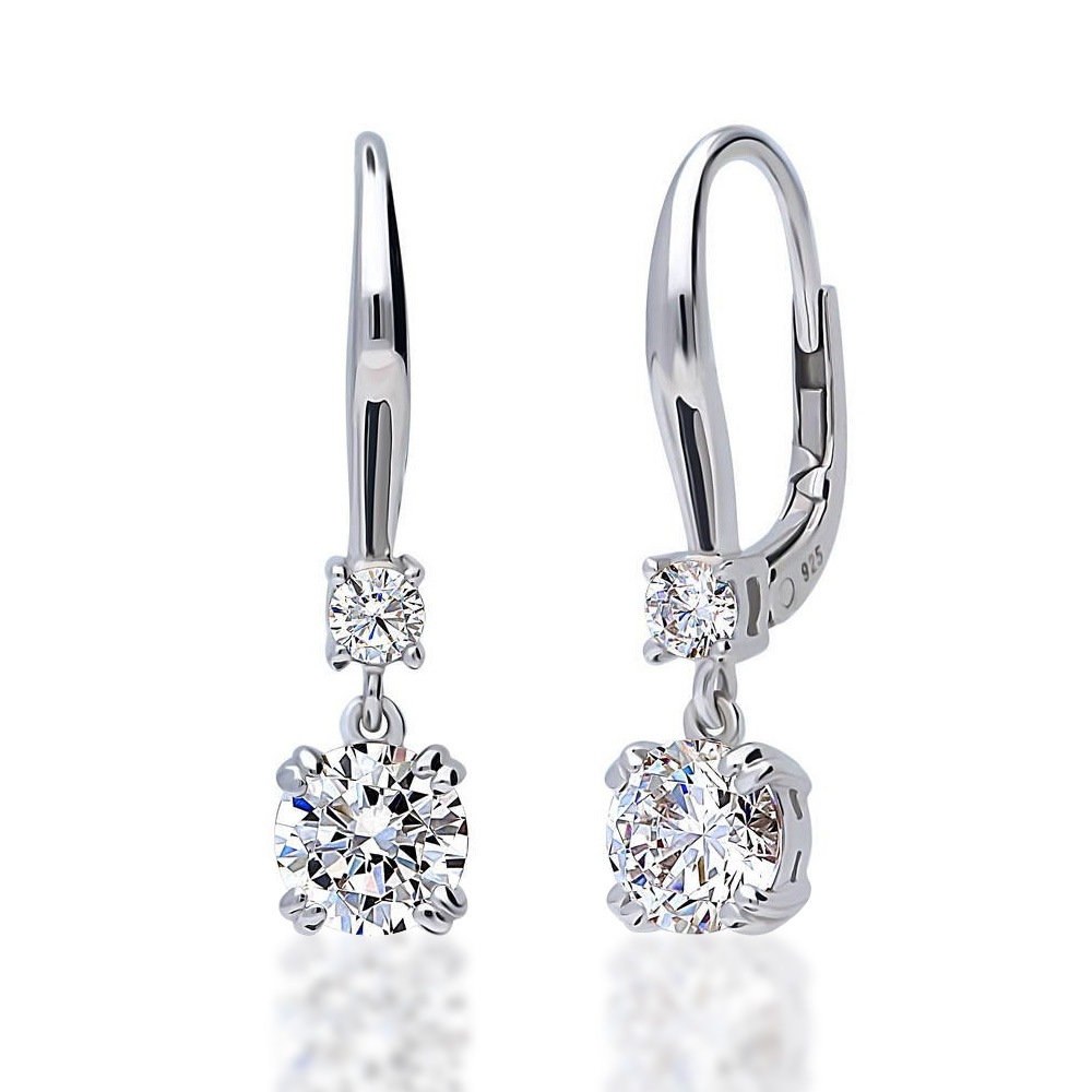 選べる2サイズ 揺れて輝くラウンドフープピアス