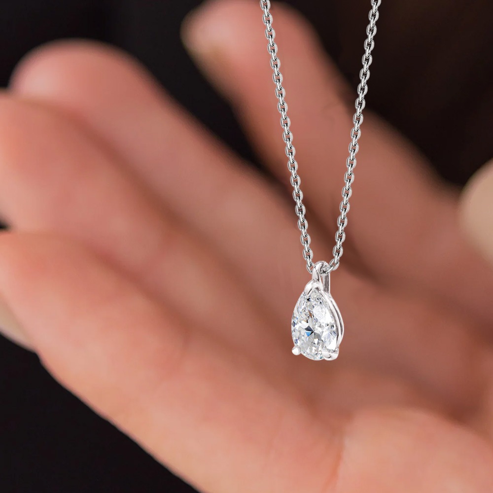 【IGI鑑定書付】PT900/K18 1.0カラット ペアシェイプ ダイヤモンド ソリティアネックレス （ラボグロウン・ダイヤモンド）