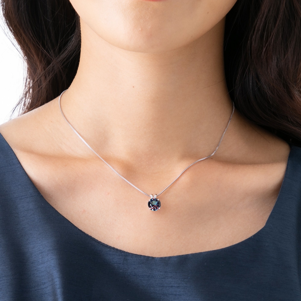 【プラチナ/K18】2.5ct ラボグロウン アレキサンドライト ソリティア ネックレス