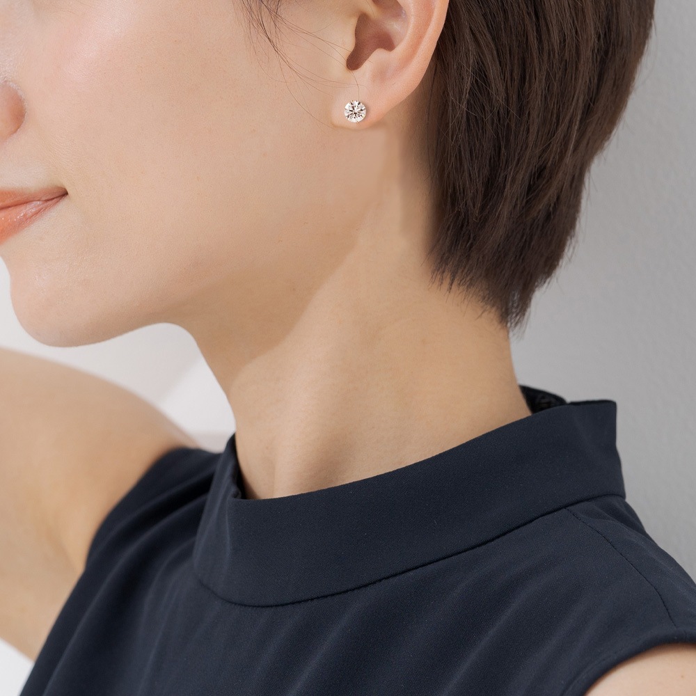 Pt900 / K18 モアサナイト 6爪 一粒 ピアス（0.3ct 0.5ct 1.0ct）