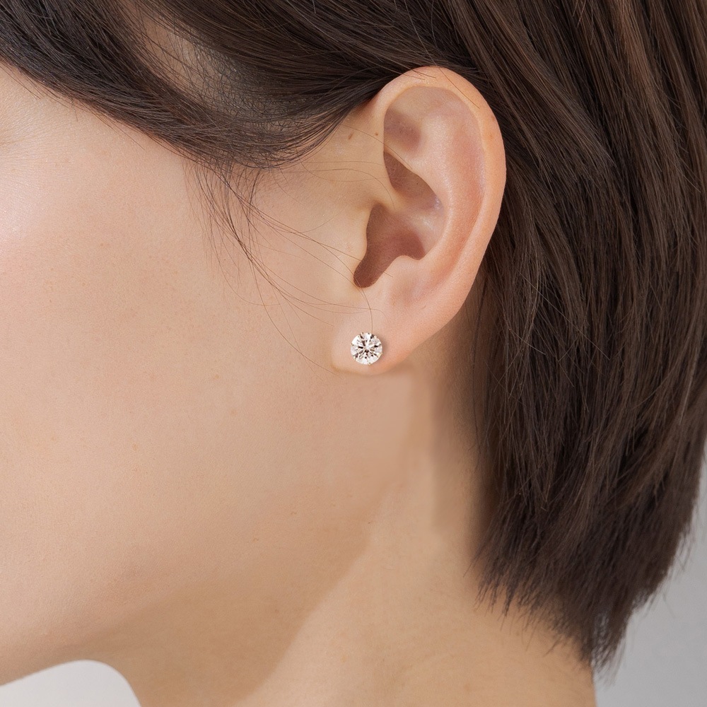 Pt900 / K18 モアサナイト 6爪 一粒 ピアス（0.3ct 0.5ct 1.0ct）