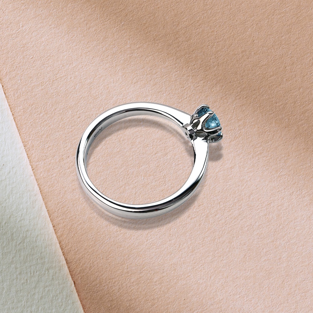 【プラチナ/K18】0.6カラット アレキサンドライト(ラボグロウン) リング 指輪 ・ラウンドカット