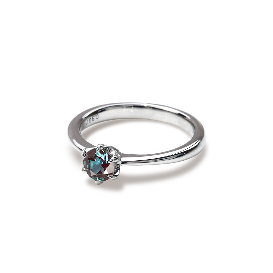 【プラチナ/K18】0.6カラット アレキサンドライト(ラボグロウン) リング 指輪 ・ラウンドカット