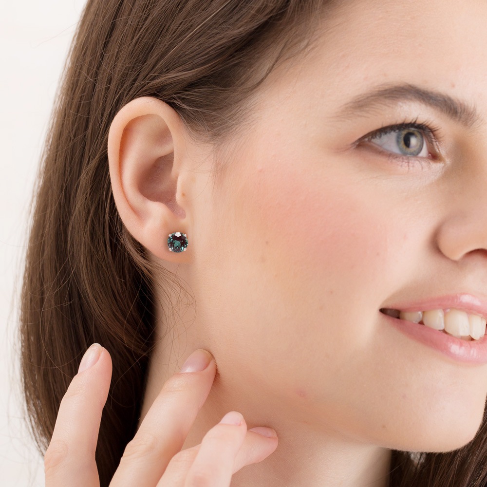 プラチナ又はK18 アレキサンドライト 一粒 スタッド ピアス （ 計0.6ct / 計1.0ct / 計2.0ct）